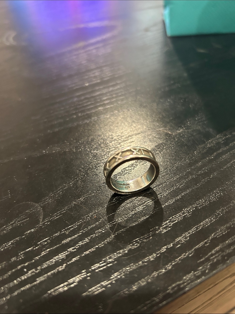 Tiffany & Co. Men’s Silver Band with Tiffany Blue Gift Box - Picture 3 of 3
